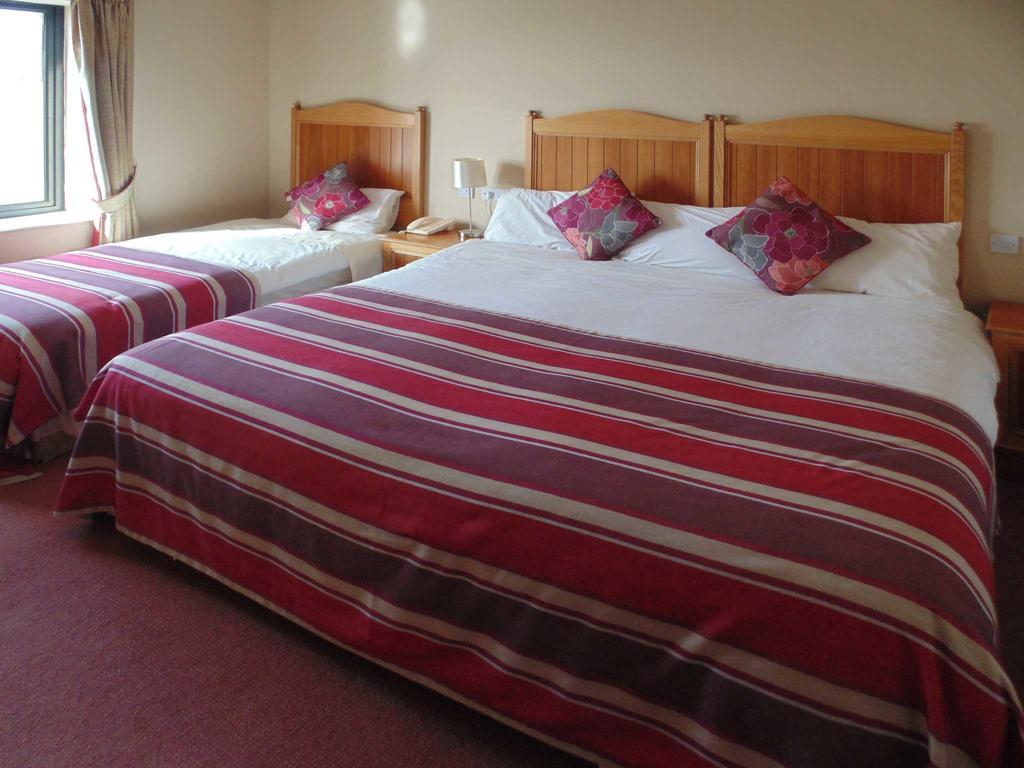 Hotel Óstán Oileán Acla Achill Sound Esterno foto