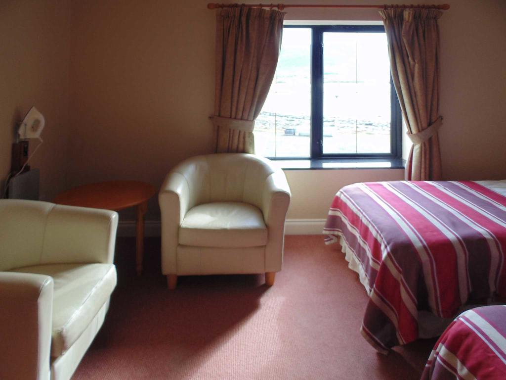 Hotel Óstán Oileán Acla Achill Sound Esterno foto
